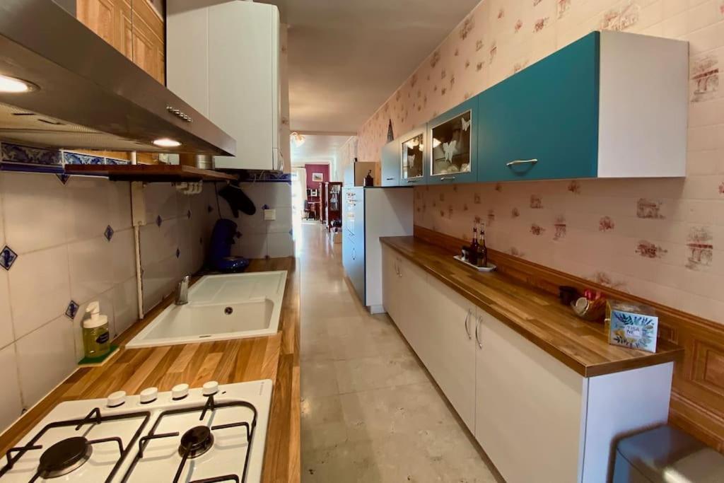 "Georgio" Grand Appartement Traversant Avec Vue Canal Et Parking Sete Exterior photo