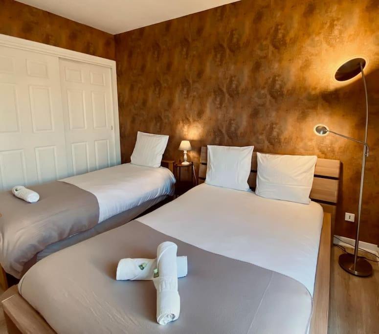 "Georgio" Grand Appartement Traversant Avec Vue Canal Et Parking Sete Exterior photo